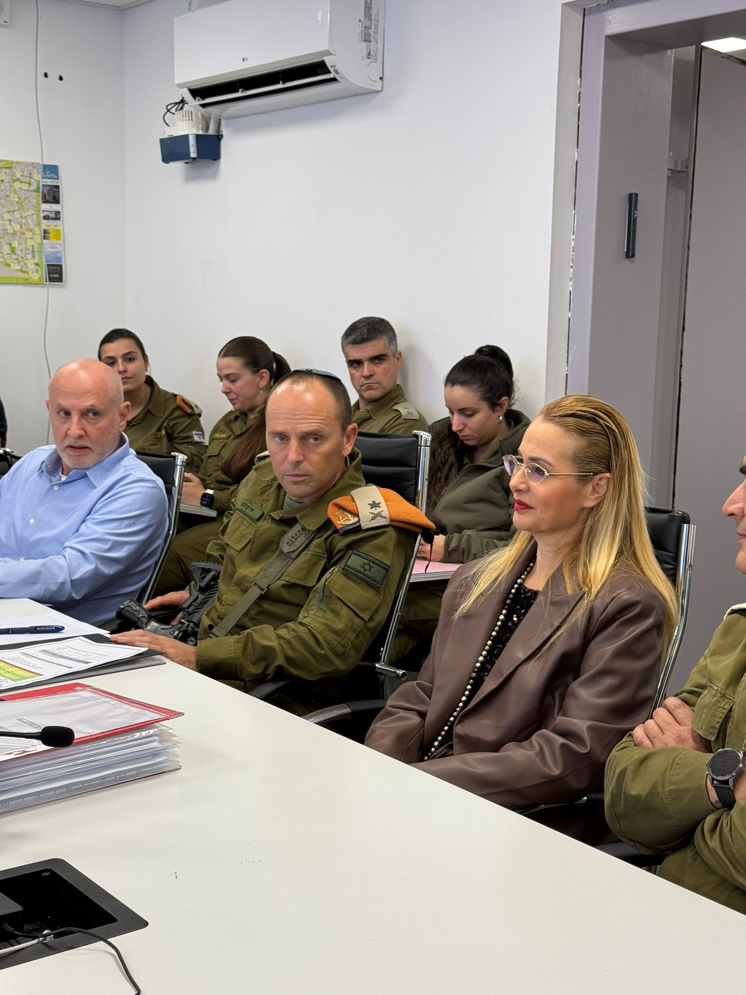 מפקד פיקוד העורף, האלוף שי קלפר, הגיע לביקור עבודה ראשון בקריית אונו