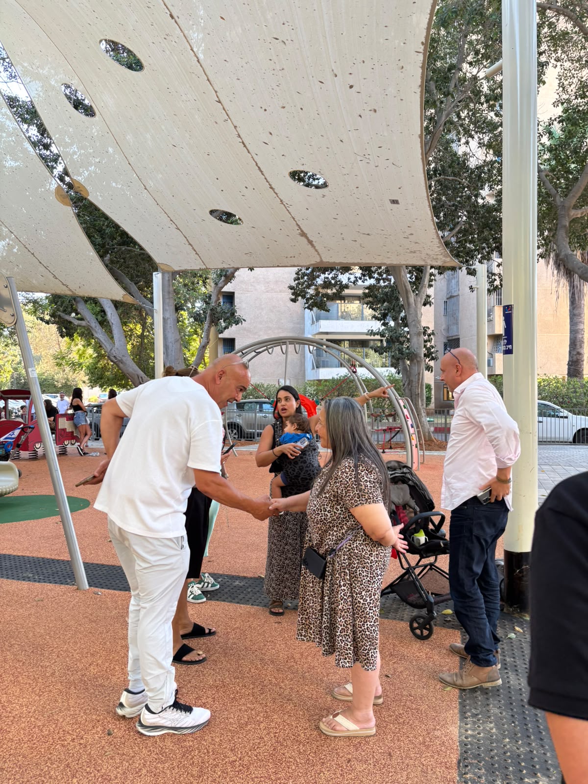  גבירותי ורבותי מהפך: גינת רימון המחודשת נפתחה לציבור