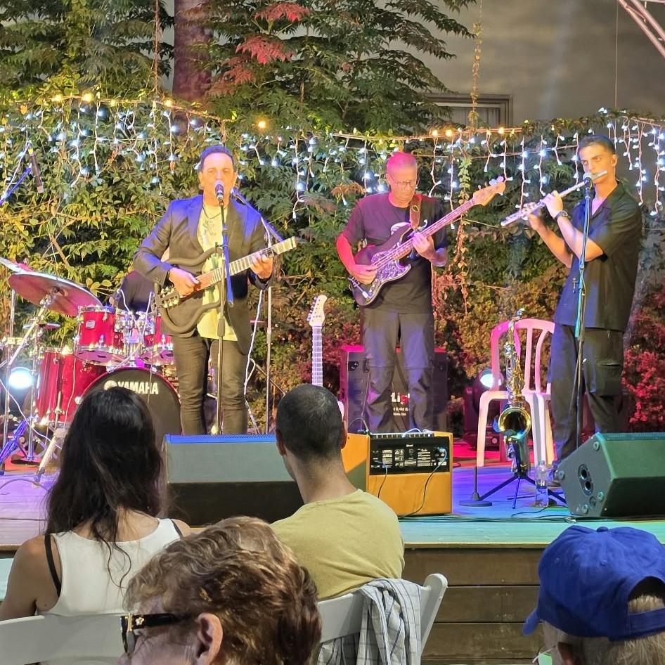 הצלחה לאוקטוברפסט בקריית אונו - כ־500 תושבים חגגו 